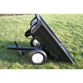 Remorque avec benne basculante*