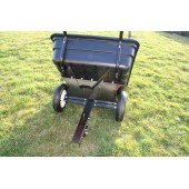 Remorque avec benne basculante*