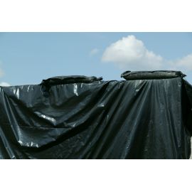 B&acirc;che noire de couvert agricole*