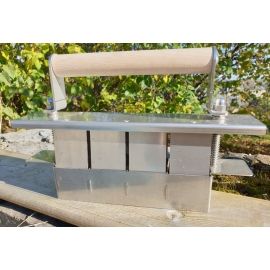 Poign&eacute;e pour Presse-mottes