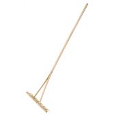 R&acirc;teau &agrave; foin en bois