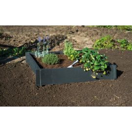 Carr&eacute; potager en PVC recycl&eacute;