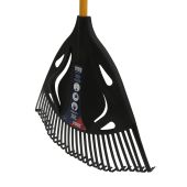 Balai &agrave; gazon manche fibre *