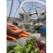 Stand de lavage avec p&eacute;dale