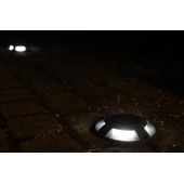 Balises de sol solaires