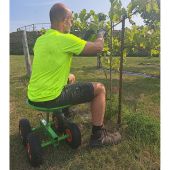 Si&egrave;ge de travail galvanis&eacute; sur roues